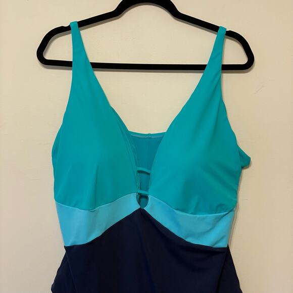 NWT Swimsuits For All 22 blue stripe one piece beach vacation travel ocean pool - Picture 2 of 8